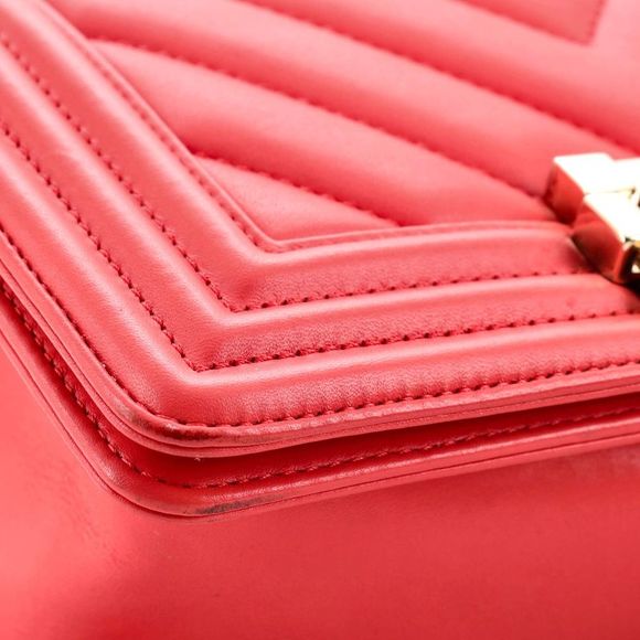 Chanel Boy Flap Bag Chevron Calfskin Small Pink - Picture 9 of 11